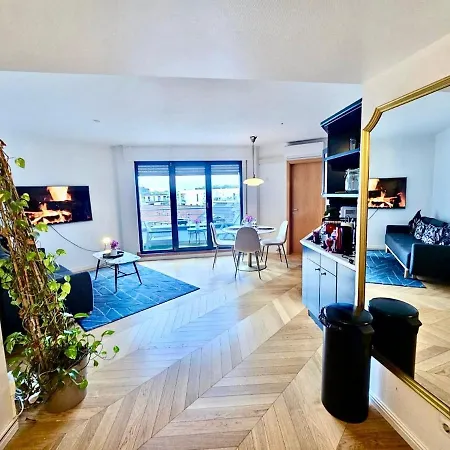 Convenient 1br With Terrace&parking Included شقة لوكسمبورغ