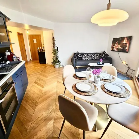Convenient 1br With Terrace&parking Included Apartment *