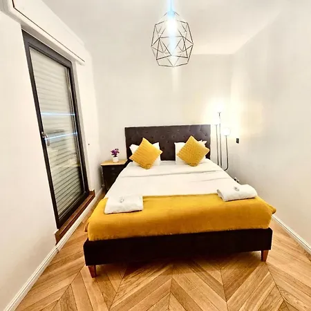 Convenient 1br With Terrace&parking Included Apartment Luxembourg